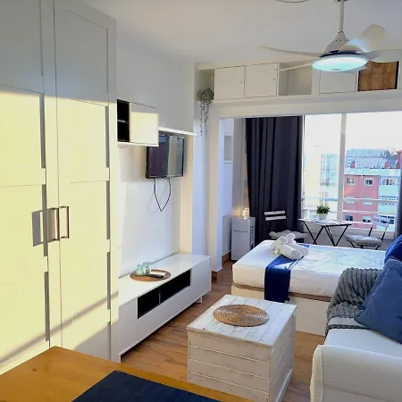 Апартаменти Evans Realty Co Estudio En La Playa Y Piscina