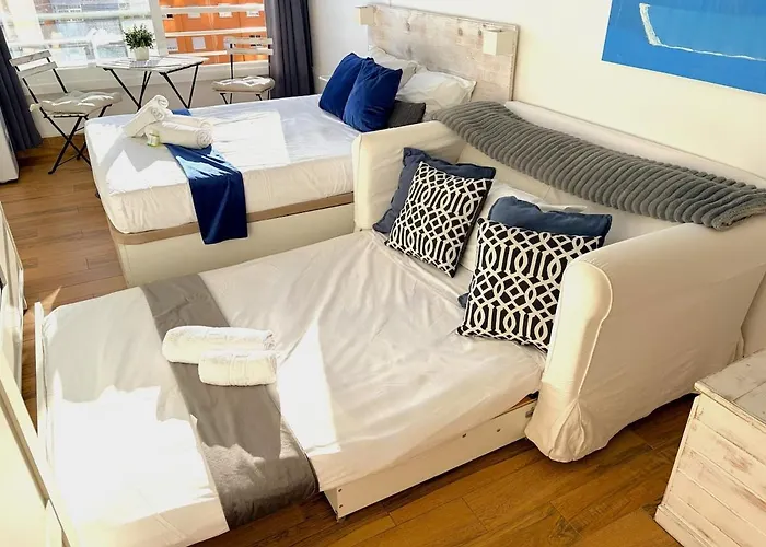 Evans Realty Co Estudio En La Playa Y Piscina Lägenhet Torremolinos